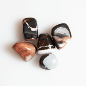 Sardonyx Indien Trommelstein 20-30 mm