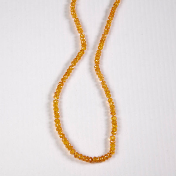 Mandarin Granat facettiert