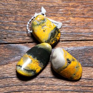 Bumblebee Jasper (Auripigment-Kalk / Eclipse) Indonesien Trommelstein Anhänger 25-30 mm