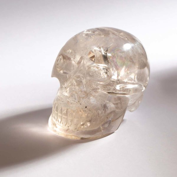Totenkopf aus Bergkristall
