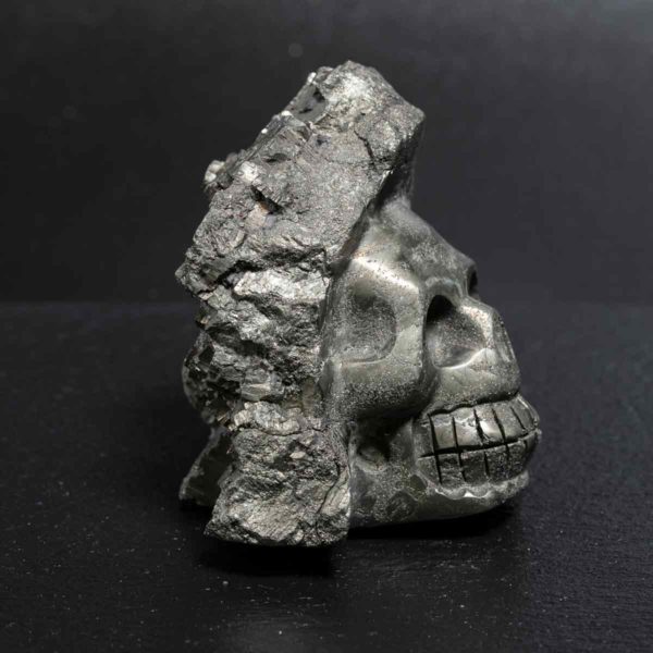Pyrit Totenkop Grösse: 5,2x6,5cm Maße: 570gram