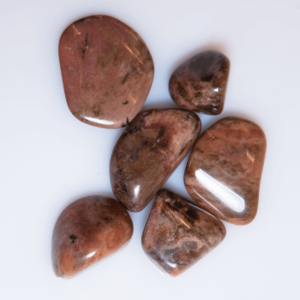 Rhodonit Australien Trommelstein 20-30 mm
