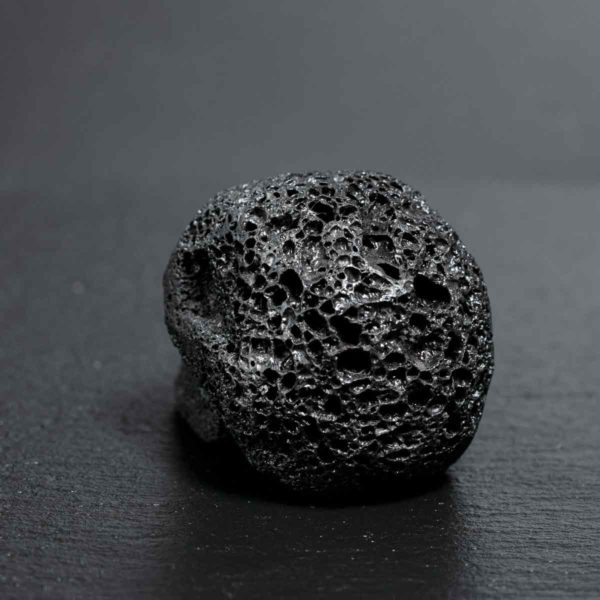 Lava Totenkopf 3,8x5 cm ,58 gram