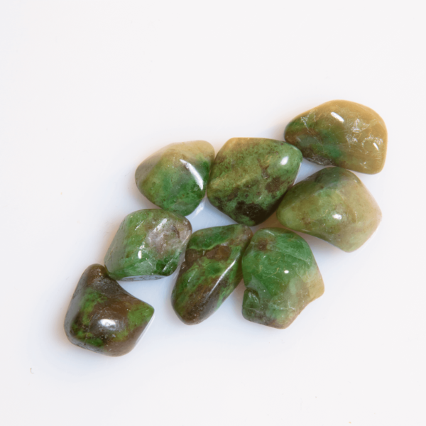 Tsavorit Tansania Trommelstein 15 mm