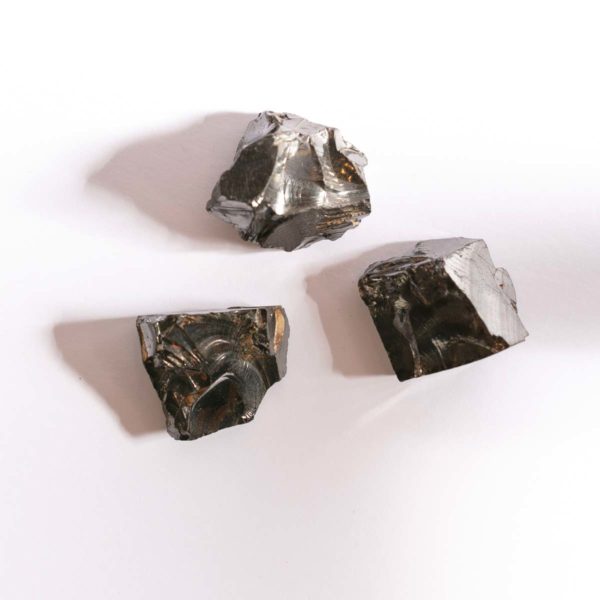 Edelschungit Rohstein 6,6-6,9 gramm