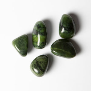 Nefrit-Jade Trommelstein